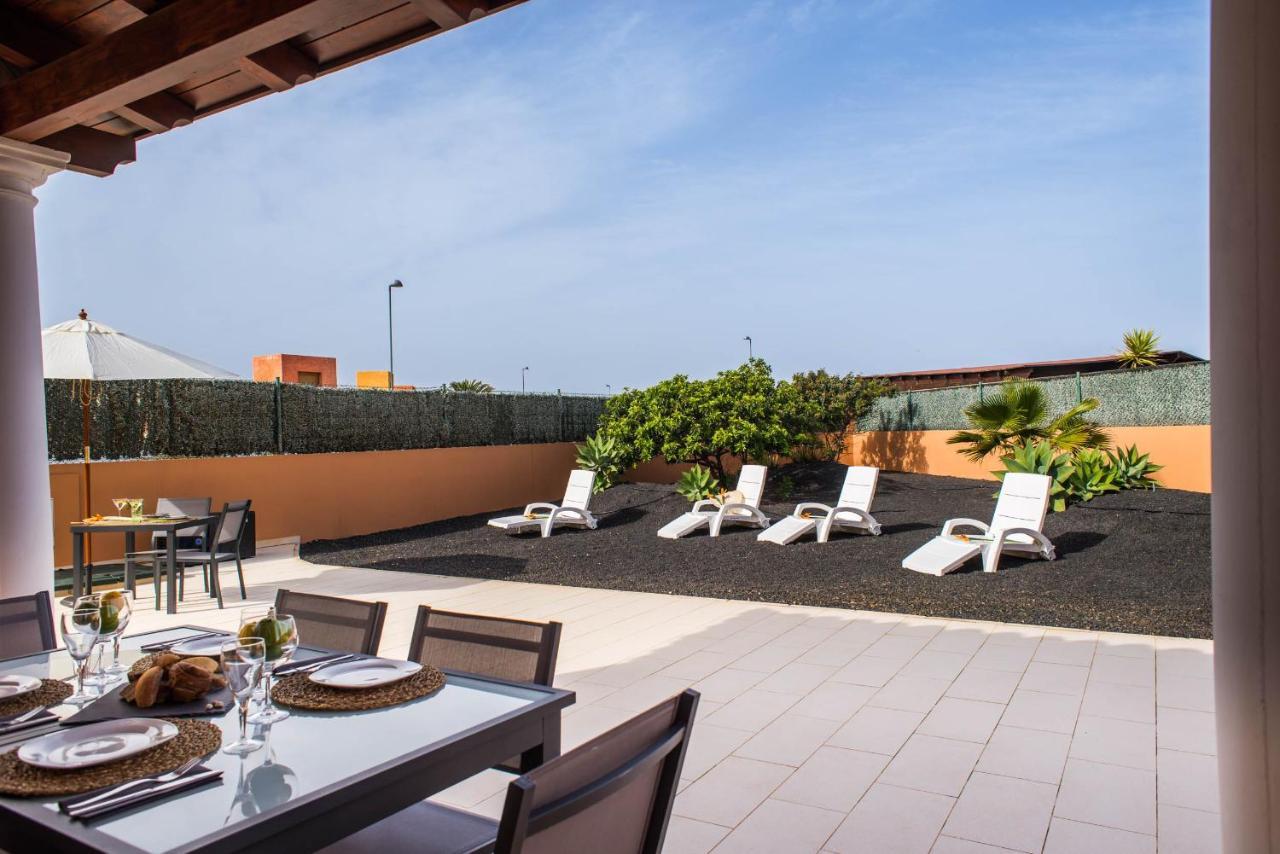 Villa Joy Private Pool Corralejo By Holidays Home Buitenkant foto